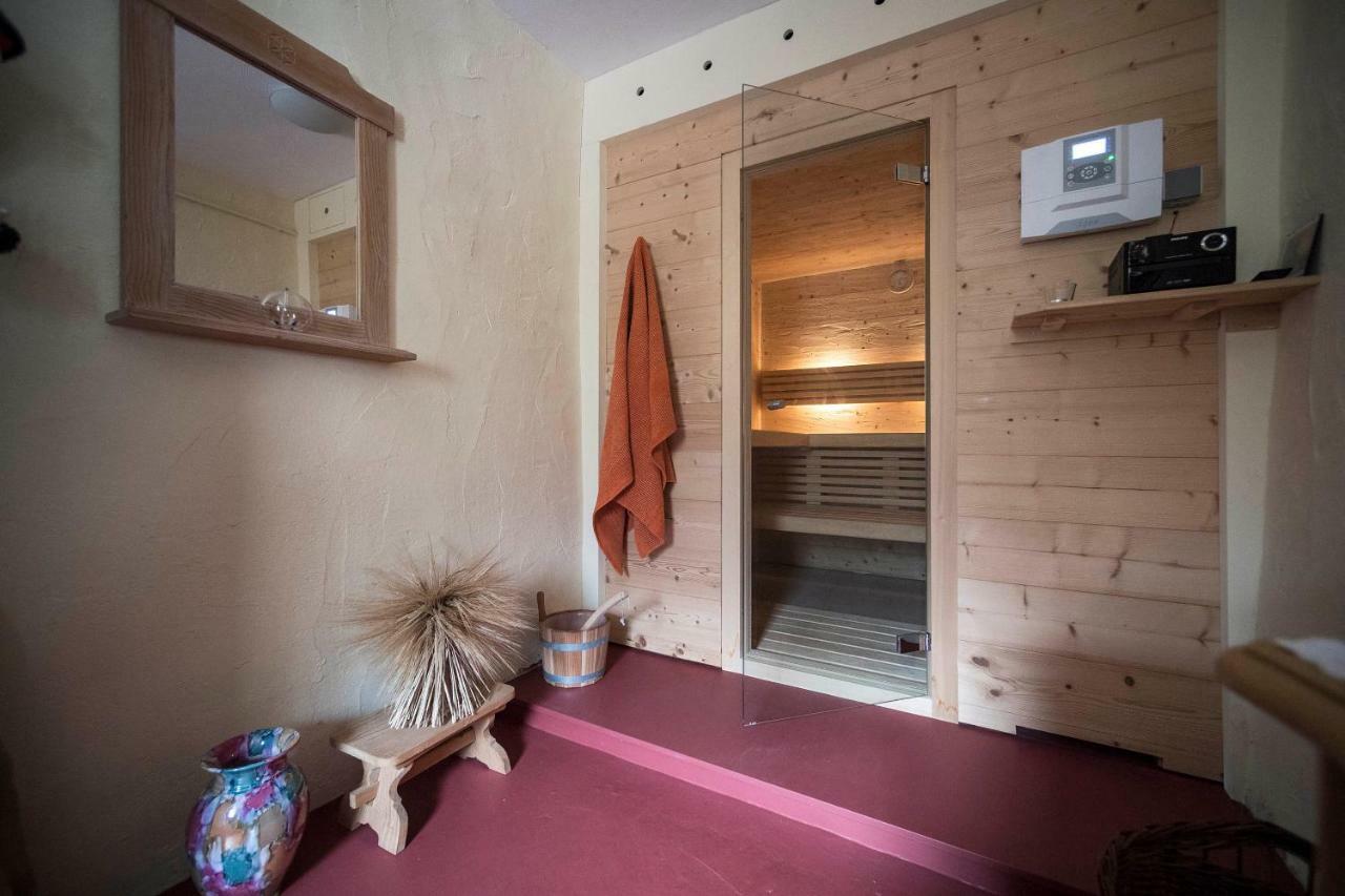 Gaestehaus Pfuss Caldaro Exteriör bild